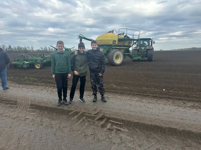 01b366b9-ef73-4663-9572-e69d20622e15